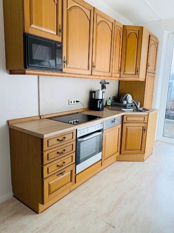 Großartige 3 Zimmer Ferienwohnung mit Kamin und Garten für 1-6 Personen Kaufbeuren Exterior foto